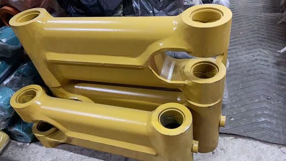 PC360 Excavator Original-like Boom Stand, High-Quality I-Beam Frame, Excavator Connecting Rod Accessories, Durable and Wear-Resistant, 207-70-Z3110。