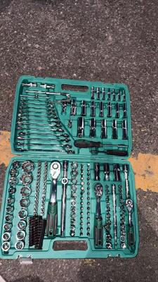 216PCS Industrie-Steckschlüssel-Set, Chrom-Vanadium-Stahl, 72T-Ratschethandgriff, Multi-Drive (1/4", 3/8", 1/2") Werkzeug-Set für den Automobil- und Heimgebrauch